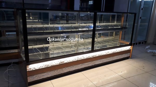 2,5 Metre Kuruyemiş Dolabı