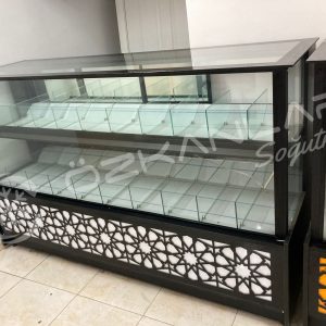2 Metre Düz Camlı Kuruyemiş Dolabı