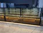 9 Metre Unlu Mamuller Dolabı 3 adet 3 Metre Pasta Dolabı